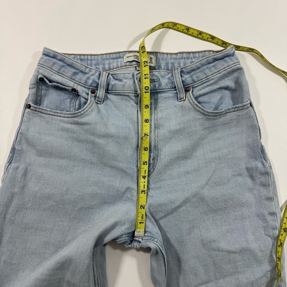 Abercrombie The Mom High Rise Jeans Curve Love Short - Picture 6 of 8